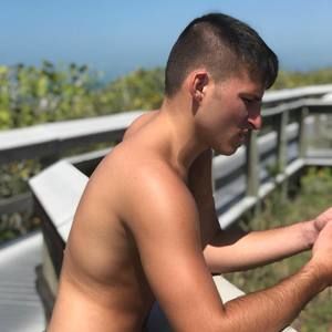 Meet your Posher, Brian